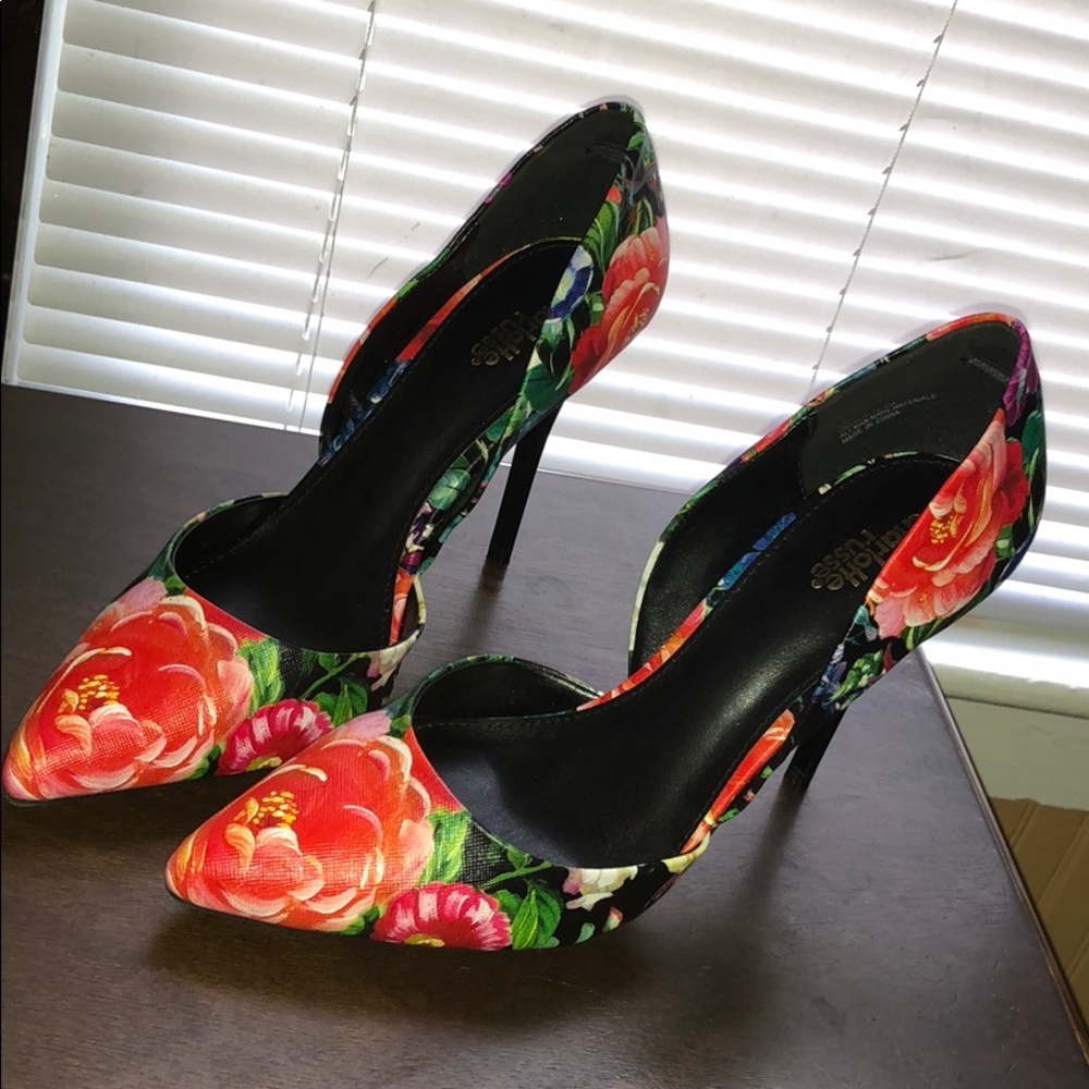 Brand new heels !!!